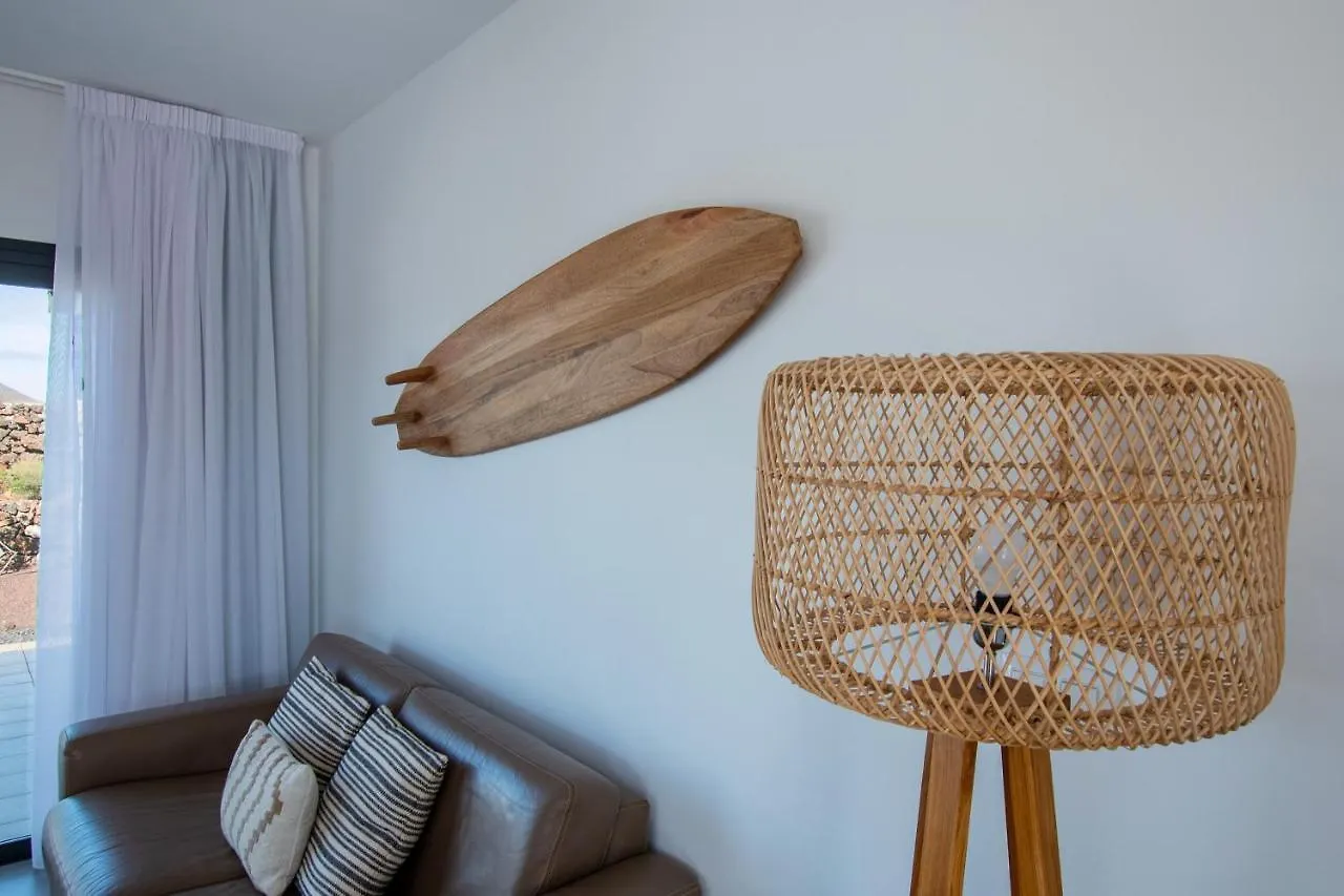 North Shore Villas, Villa Makai, Heated & Shared Pool Lajares